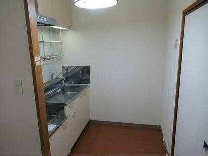 ��ʌ��@�c�s���R���ڂ̃A�p�[�g�̂��̑������E�X�y�[�X