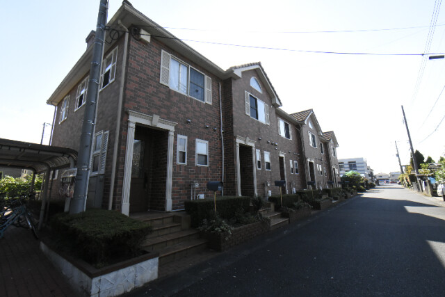 ��ʌ��������܎s��΋�약��S���ڂ̃^�E���n�E�X�̌����O��