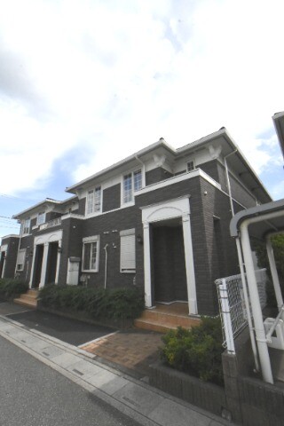 ��ʌ��k�����S�ɓޒ��w���P����43�̃A�p�[�g�̌����O��