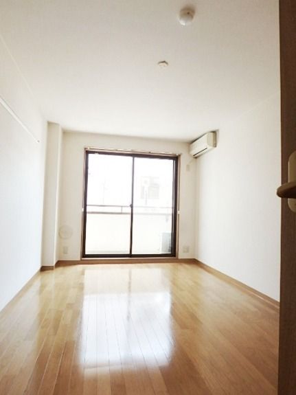 ��ʌ��������܎s�k��{�����Q���ڂ̃}���V�����̋��ԁE���r���O