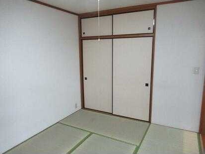 ��ʌ��@�c�s���R���ڂ̃A�p�[�g�̎��[