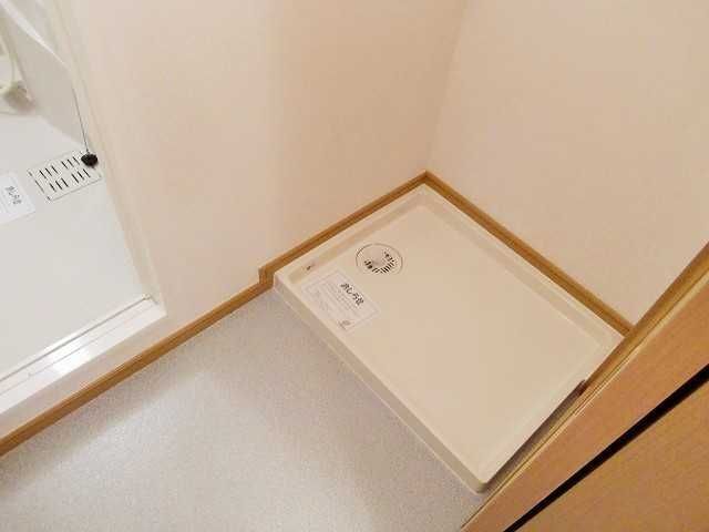 ��ʌ��k�����S�ɓޒ��w���P���ڂ̃A�p�[�g�̂��̑�