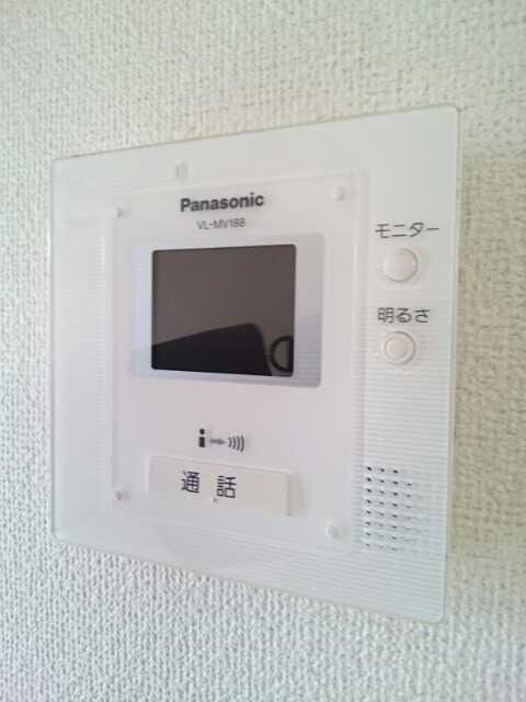 ��ʌ��k�����S�ɓޒ��w���P���ڂ̃A�p�[�g�̂��̑�