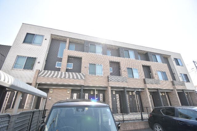 ��ʌ��������܎s����쌳�h�P����3-9�̃A�p�[�g�̌����O��