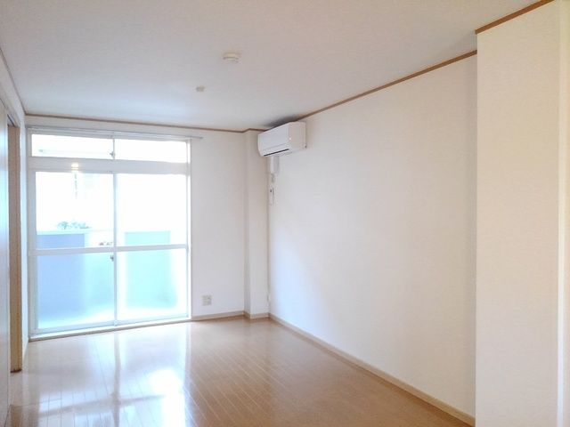 ��ʌ��z�J�s�����Q���ڂ̃}���V�����̋��ԁE���r���O