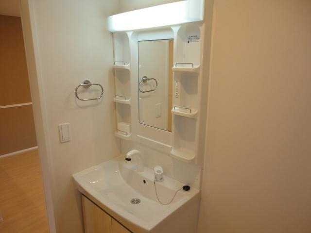 ��ʌ��������܎s�k��g�쒬�P���ڂ̃A�p�[�g�̐��ʏ�