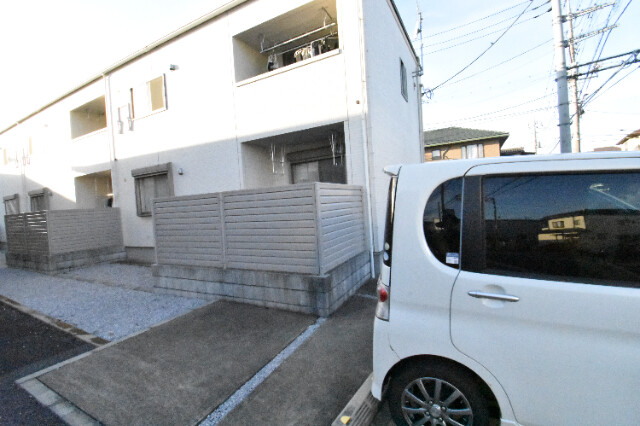 ��ʌ��������܎s�k��g�쒬�P���ڂ̃A�p�[�g�̒��ԏ�