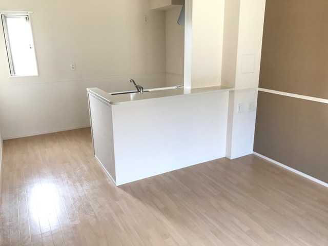 ��ʌ��������܎s�k��g�쒬�P���ڂ̃A�p�[�g�̂��̑��ݔ�