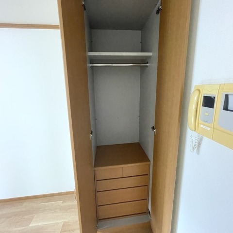 ��ʌ�����s�����R���ڂ̃}���V�����̎��[