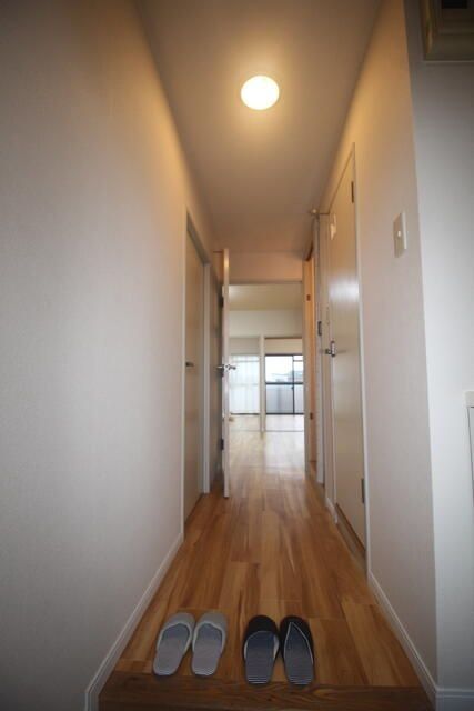 ��ʌ�����s����T���ڂ̃}���V�����̌���