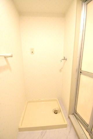 ��ʌ�����s����T���ڂ̃}���V�����̂��̑��ݔ�