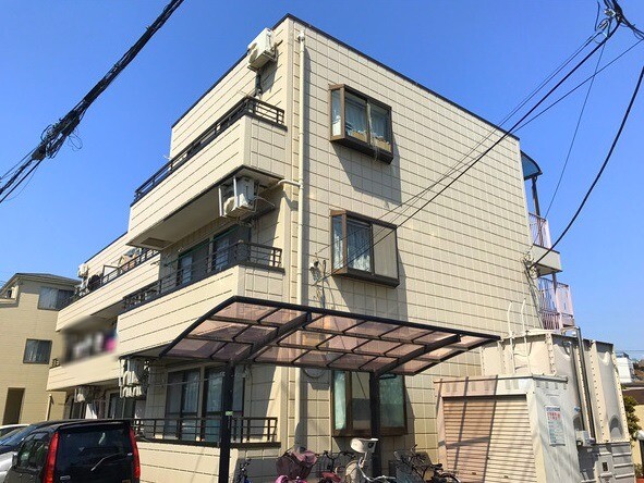 ��ʌ�����s��؂S���ڂ̃A�p�[�g�̌����O��