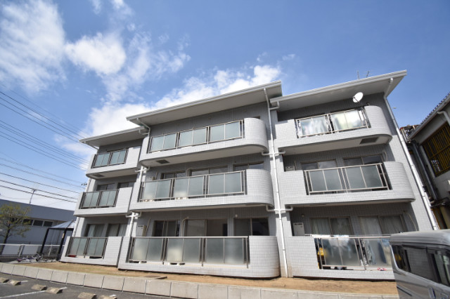 ��ʌ��������܎s������~����R���ڂ̃A�p�[�g�̌����O��