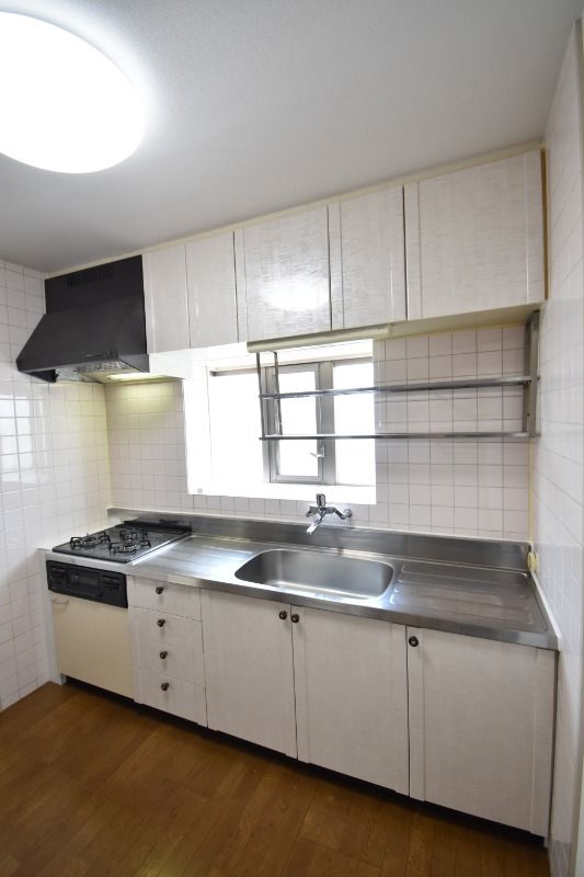 ��ʌ��������܎s������~����R���ڂ̃A�p�[�g�̃L�b�`��