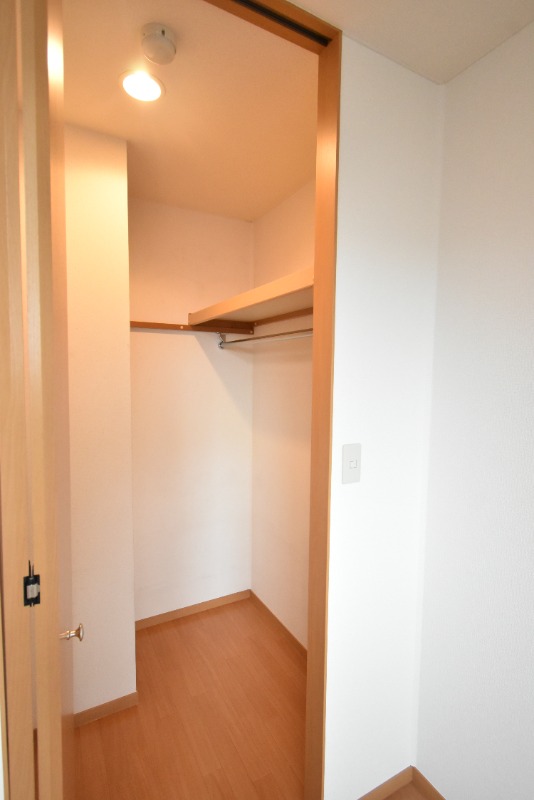 ��ʌ��������܎s�Y�a���؍�R���ڂ̃}���V�����̌���