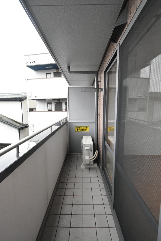 ��ʌ��������܎s�Y�a���؍�R���ڂ̃}���V�����̃o���R�j�[