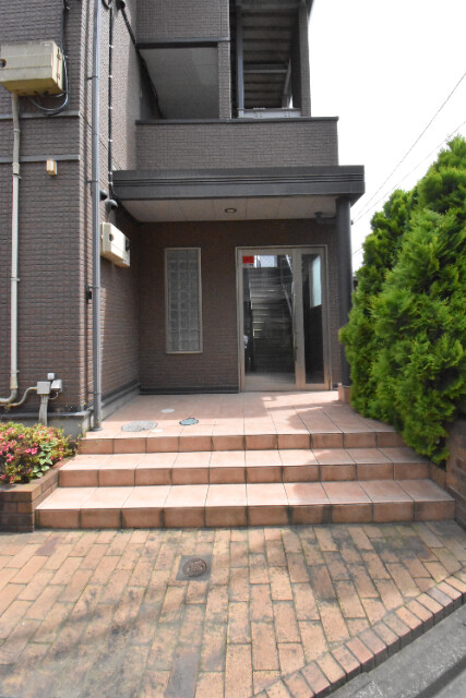 ��ʌ��������܎s�Y�a���؍�R���ڂ̃}���V�����̃G���g�����X