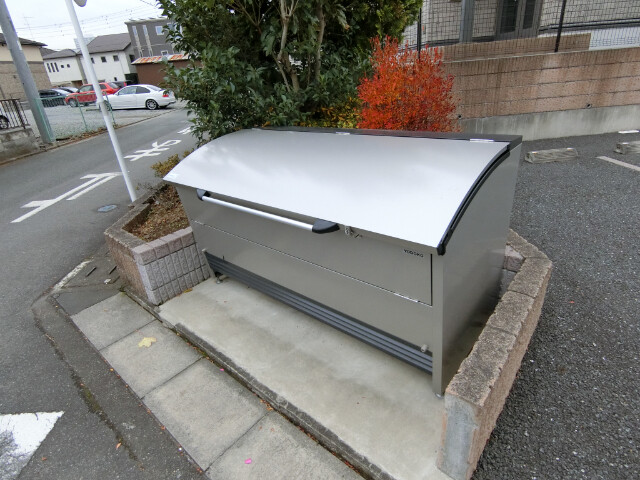 ��ʌ�����s�t���P���ڂ̃A�p�[�g�̂��̑�