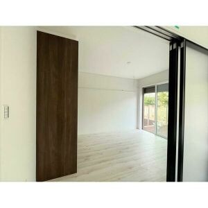 ��ʌ��������܎s�����擌��{�Q���ڂ̃A�p�[�g�̂��̑������E�X�y�[�X