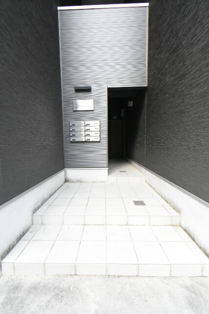 ��ʌ��������܎s������厚�@���̃A�p�[�g�̃G���g�����X