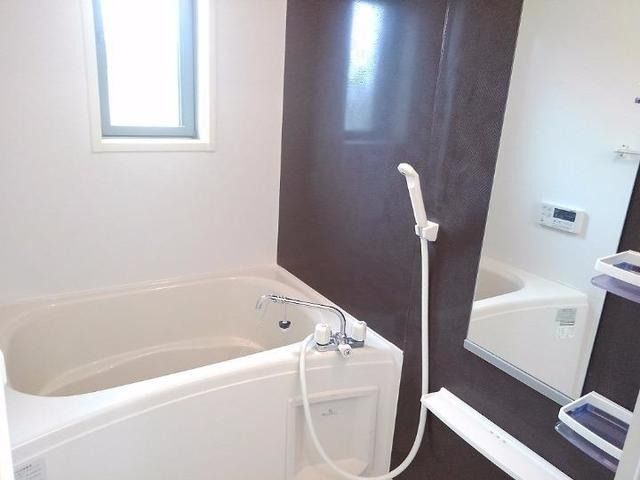 ��ʌ��z�J�s���C�N�^�E���V���ڂ̃A�p�[�g�̃o�X