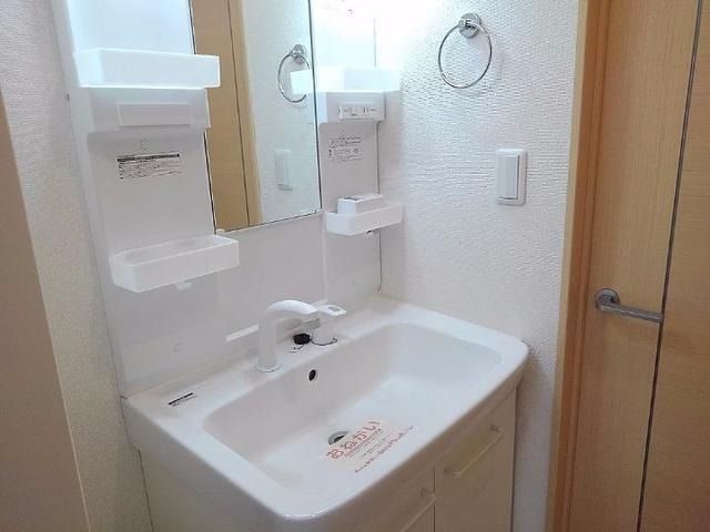 ��ʌ��z�J�s���C�N�^�E���V���ڂ̃A�p�[�g�̐��ʏ�