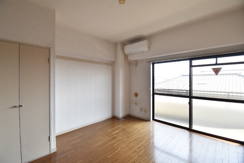 ��ʌ��������܎s��{��O���Q���ڂ̃}���V�����̂��̑������E�X�y�[�X