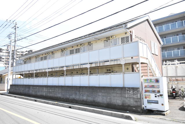 ��ʌ��������܎s��������R���ڂ̃A�p�[�g�̌����O��