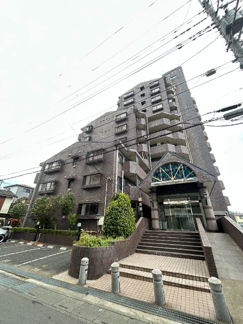 ��ʌ��������܎s��{��O���Q���ڂ̃}���V�����̌����O��