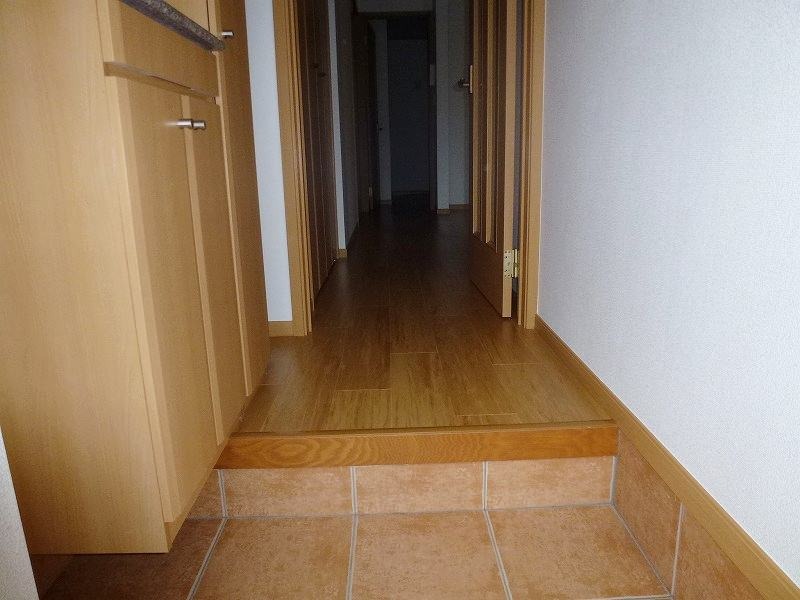 ��ʌ��@�c�s�厚�쓇�̃A�p�[�g�̌���