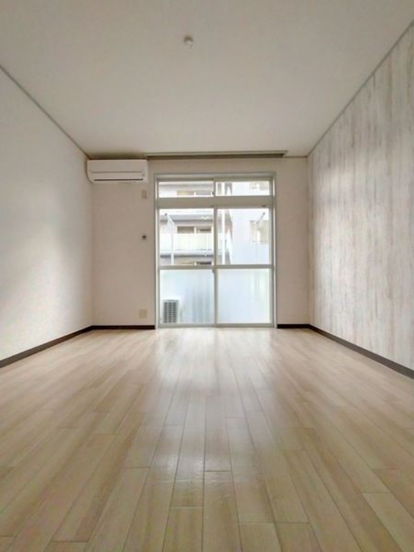 ��ʌ��������܎s��������R���ڂ̃A�p�[�g�̋����E���r���O