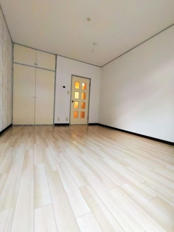 ��ʌ��������܎s��������R���ڂ̃A�p�[�g�̂��̑������E�X�y�[�X