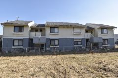 ��ʌ��������܎s����厚�w��1743-7�̃A�p�[�g�̌����O��