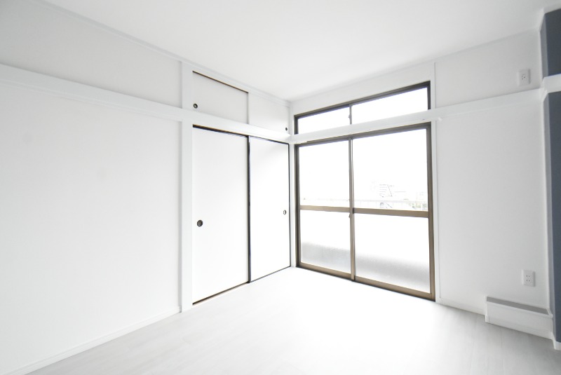 ��ʌ��������܎s�����擌��{�T���ڂ̃}���V�����̋��ԁE���r���O