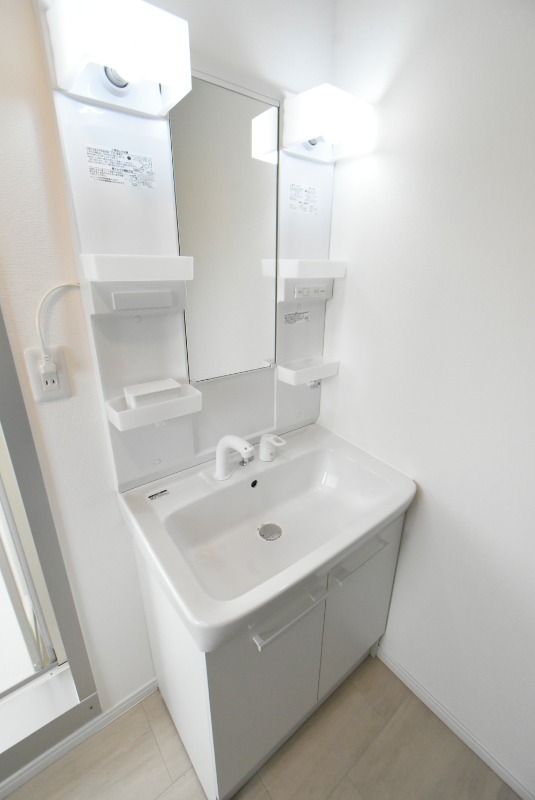 ��ʌ��������܎s�����擌��{�T���ڂ̃}���V�����̐��ʏ�