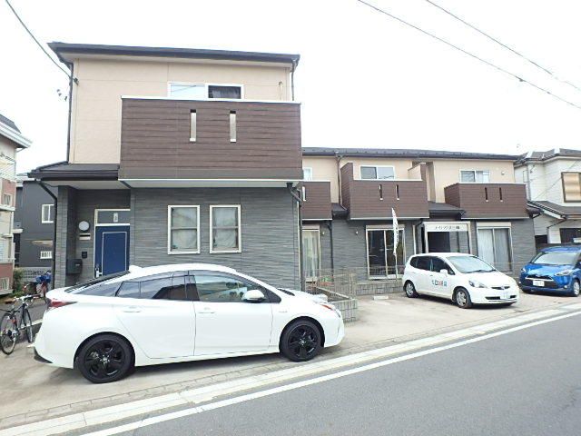 ��ʌ��������܎s����O���T����2059-10�̃e���X�n�E�X�̌����O��