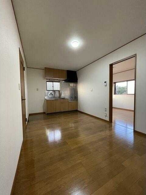 ��ʌ��������܎s��΋�厚��҂̃A�p�[�g�̋��ԁE���r���O