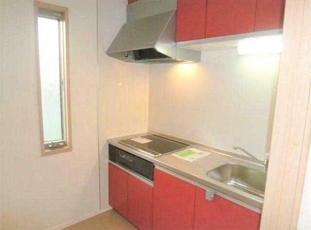 ��ʌ�����s�厚���J��̃A�p�[�g�̃L�b�`��