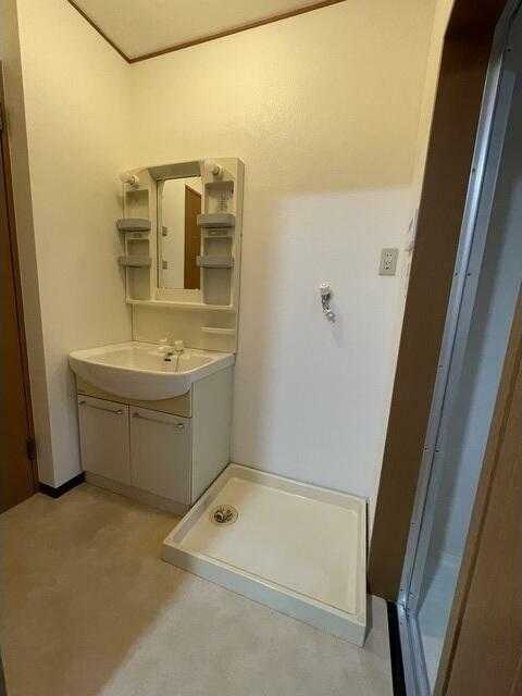 ��ʌ��������܎s��΋�厚��҂̃A�p�[�g�̐��ʏ�