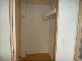 ��ʌ�����s�厚���J��̃A�p�[�g�̎��[