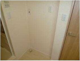 ��ʌ�����s�厚���J��̃A�p�[�g�̂��̑��ݔ�