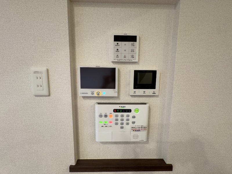 ��ʌ��z�J�s�ԎR���R���ڂ̃A�p�[�g�̂��̑��ݔ�