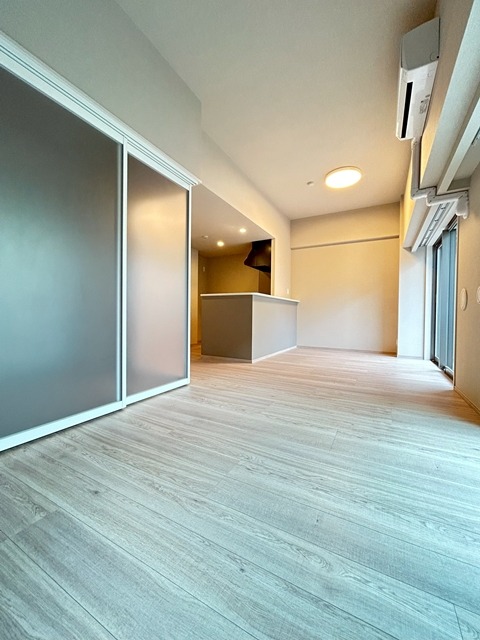 ��ʌ��������܎s�Y�a�撇���S���ڂ̃}���V�����̋��ԁE���r���O