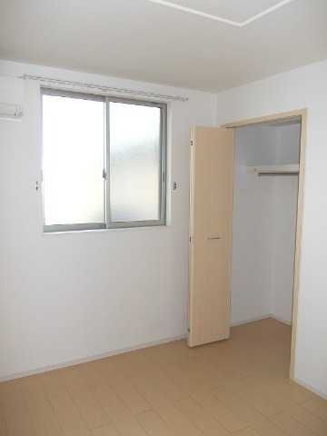 ��ʌ��z�J�s���C�N�^�E���Q���ڂ̃A�p�[�g�̂��̑�