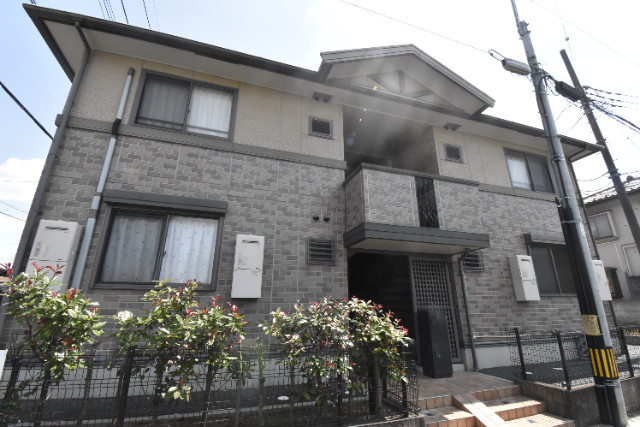 ��ʌ��������܎s��{��O���S���ڂ̃A�p�[�g�̌����O��