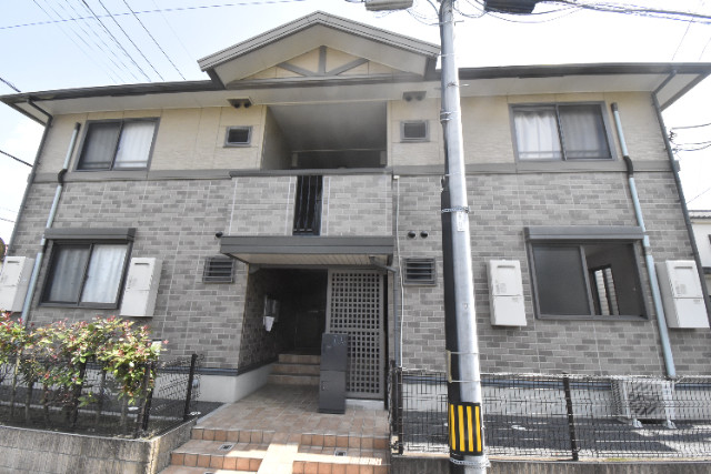 ��ʌ��������܎s��{��O���S���ڂ̃A�p�[�g�̌����O��