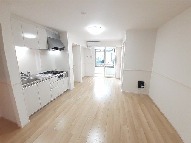 ��ʌ��z�J�s�����S���ڂ̃A�p�[�g�̋��ԁE���r���O