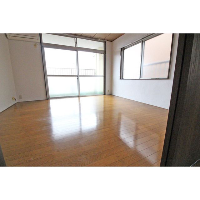 ��ʌ�����s�˒˓��P���ڂ̃}���V�����̋��ԁE���r���O