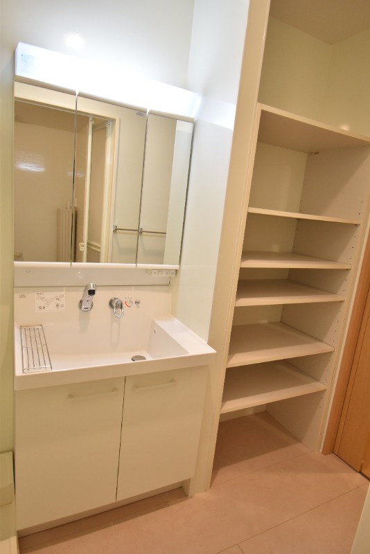 ��ʌ��������܎s�������a�c���P���ڂ̃A�p�[�g�̐��ʏ�