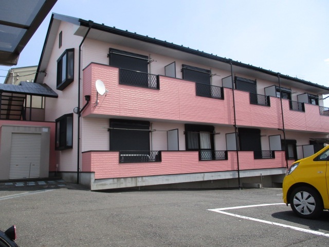 ��ʌ��������܎s��������Q���ڂ̃A�p�[�g�̌����O��